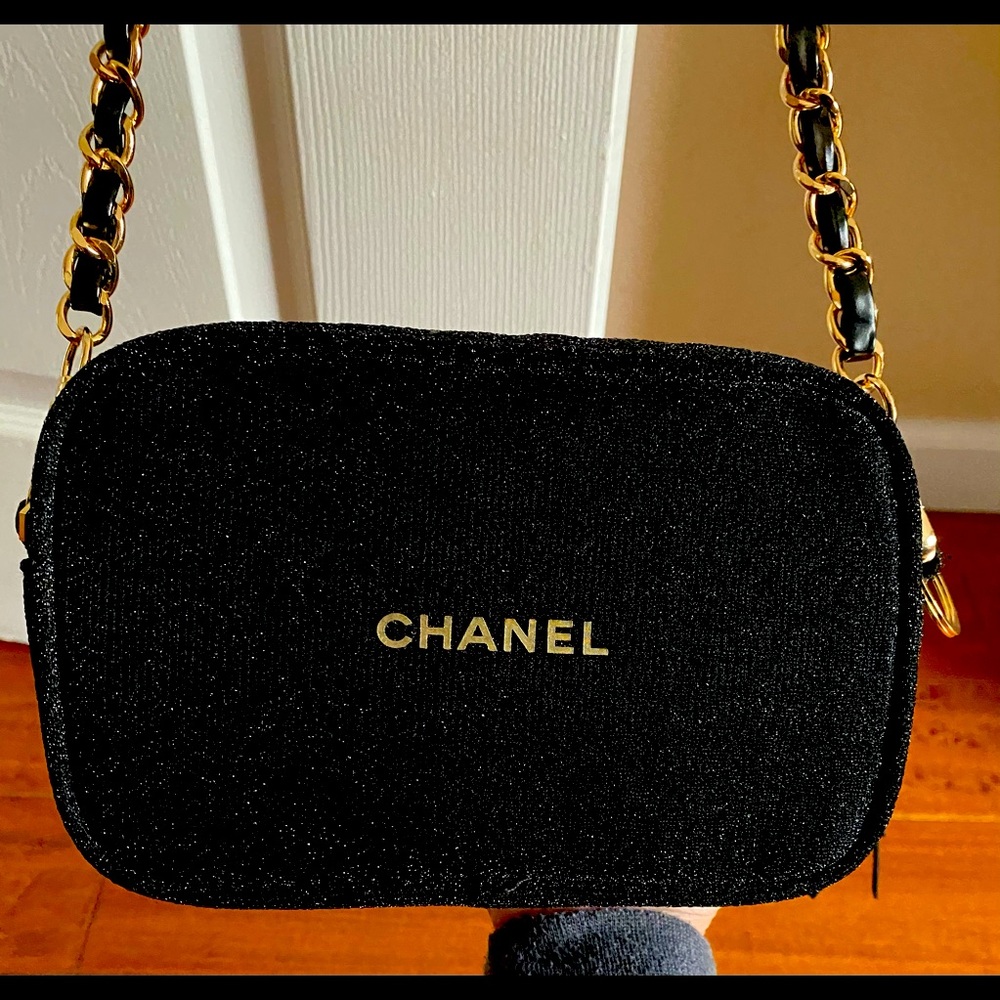 COPY - CHANEL Crossbody or Shoulder Bag